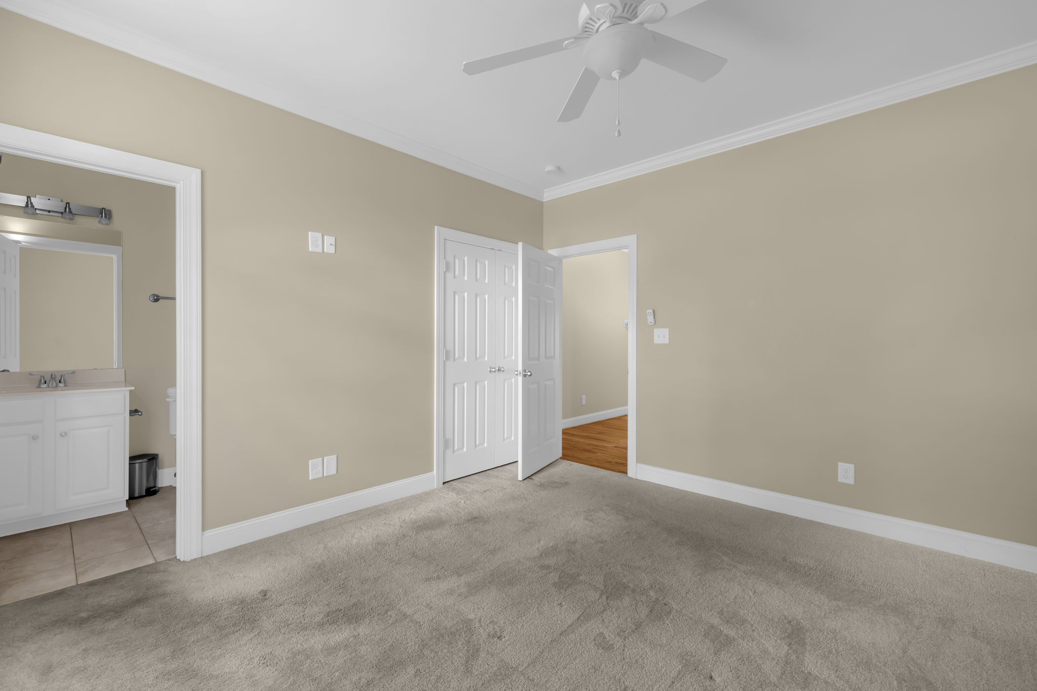 9127 County Line Rd-23
