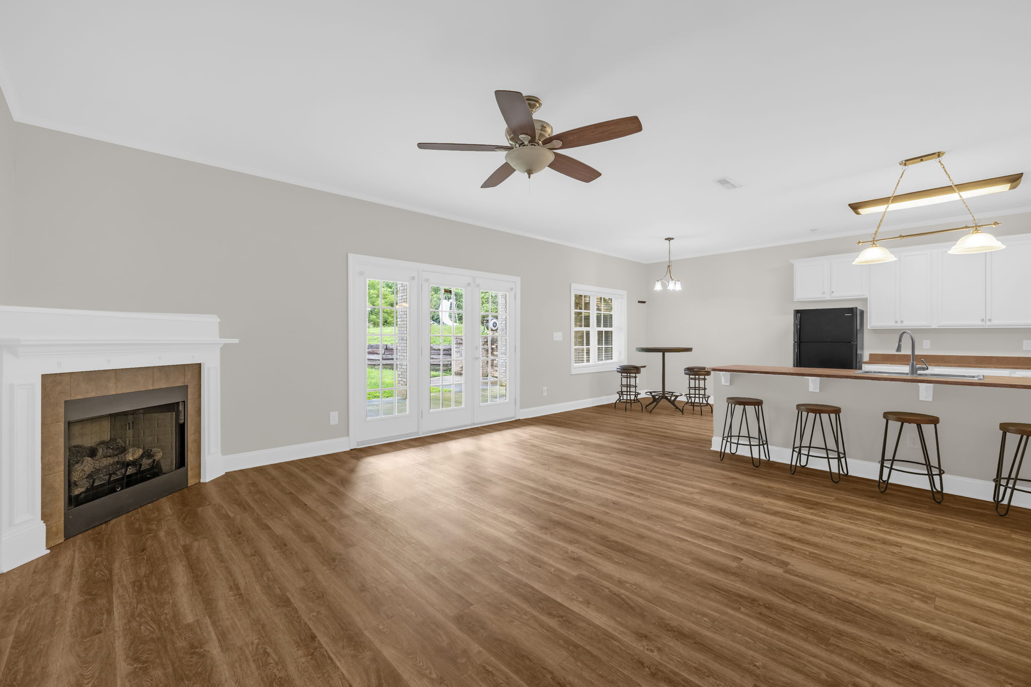 9127 County Line Rd-28