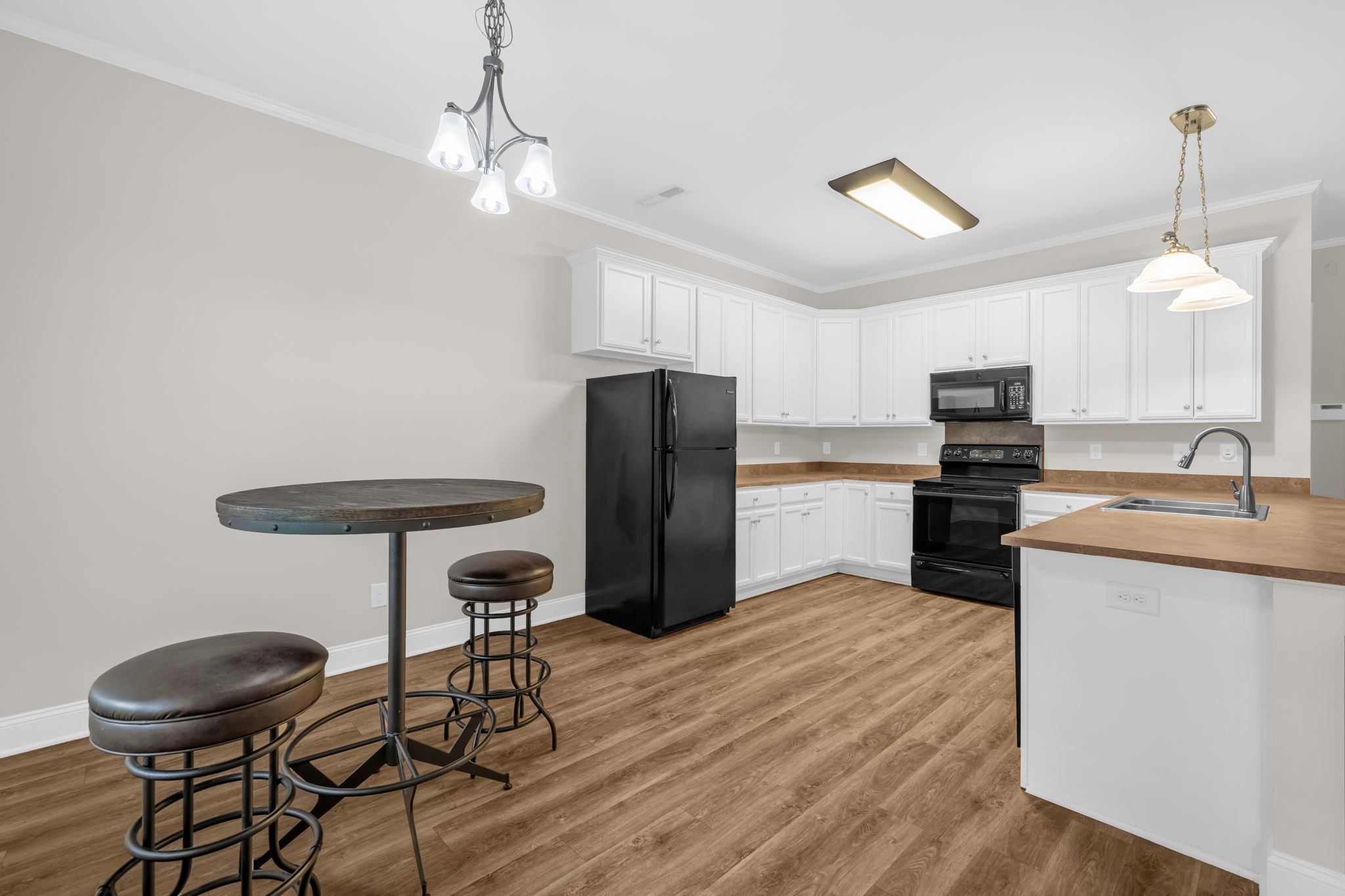 9127 County Line Rd-31