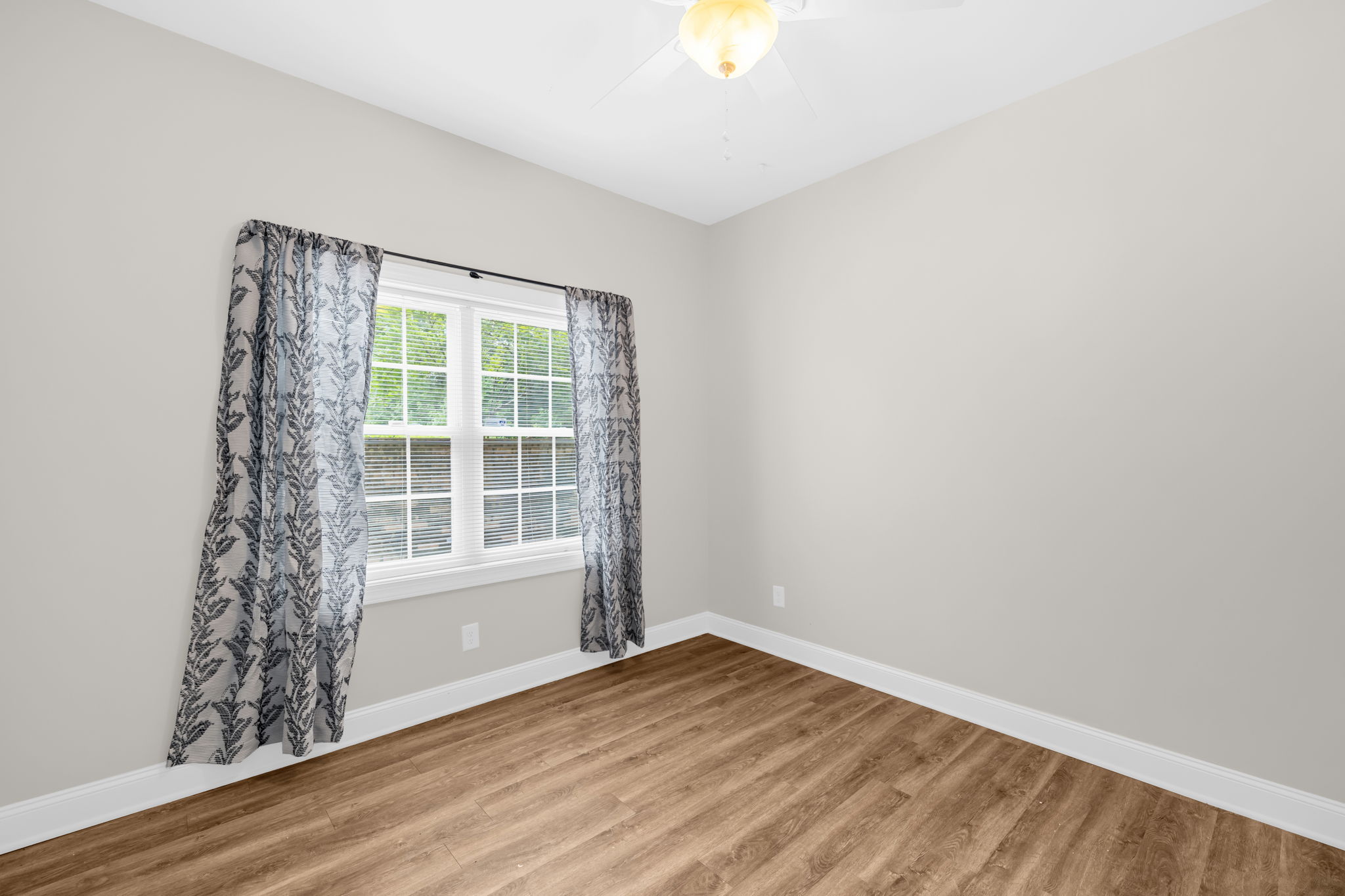 9127 County Line Rd-37
