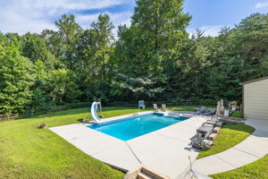 9127 County_Exterior-10
