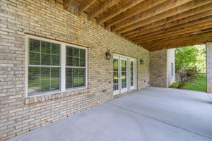 9127 County_Exterior-13