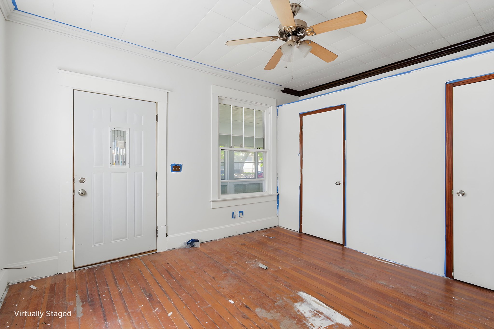 Property_Expressions_913_Lasalle (32) furniture removed.jpeg