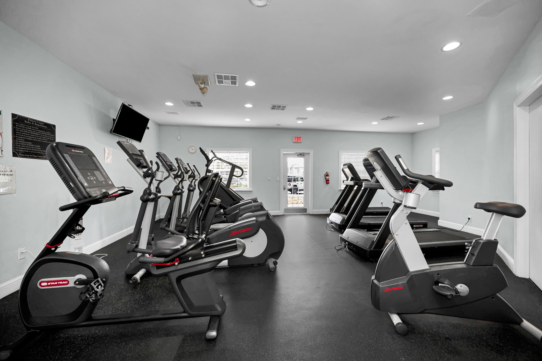 5e-Fitness Center