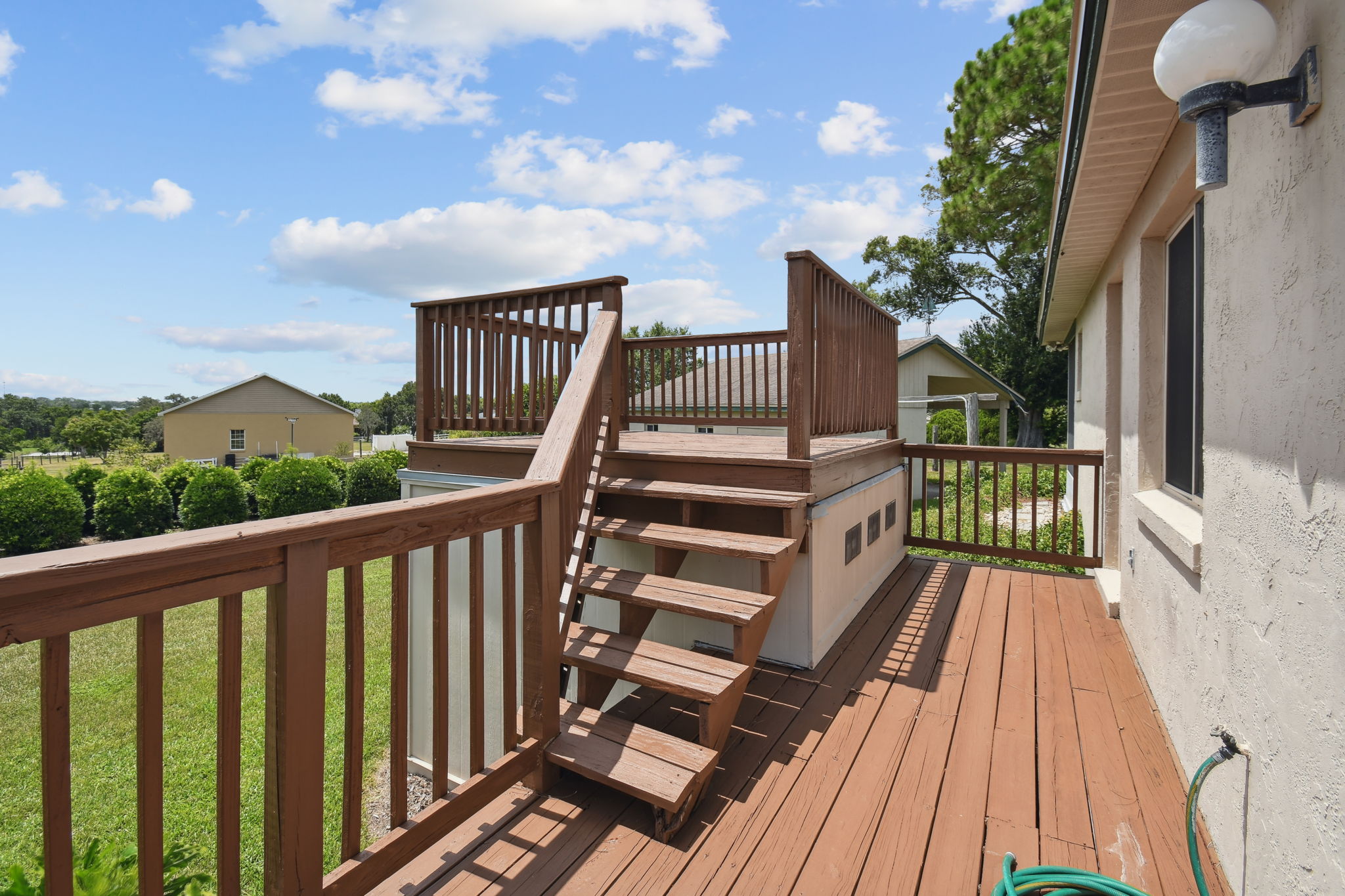 Deck/Balcony