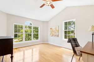 Bedroom/Office