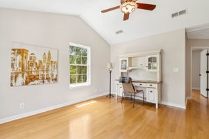 Bedroom/Office