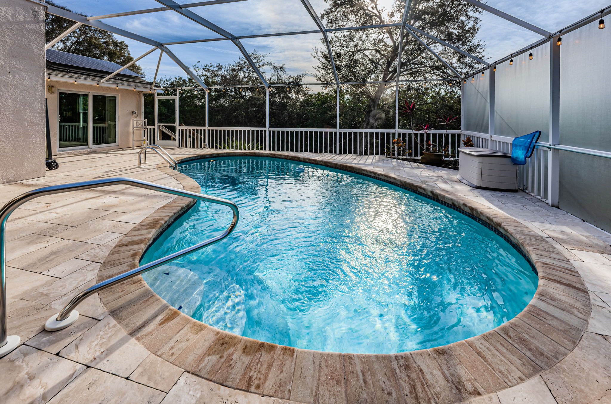 Pool2