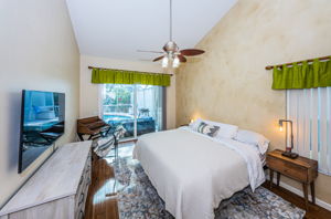 Master Bedroom1a