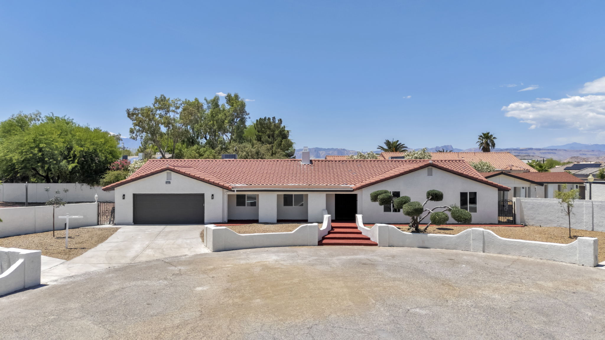  Photo 126
