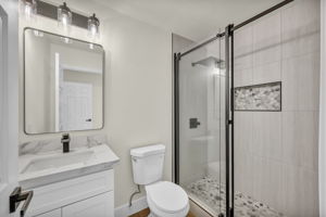  Photo 40