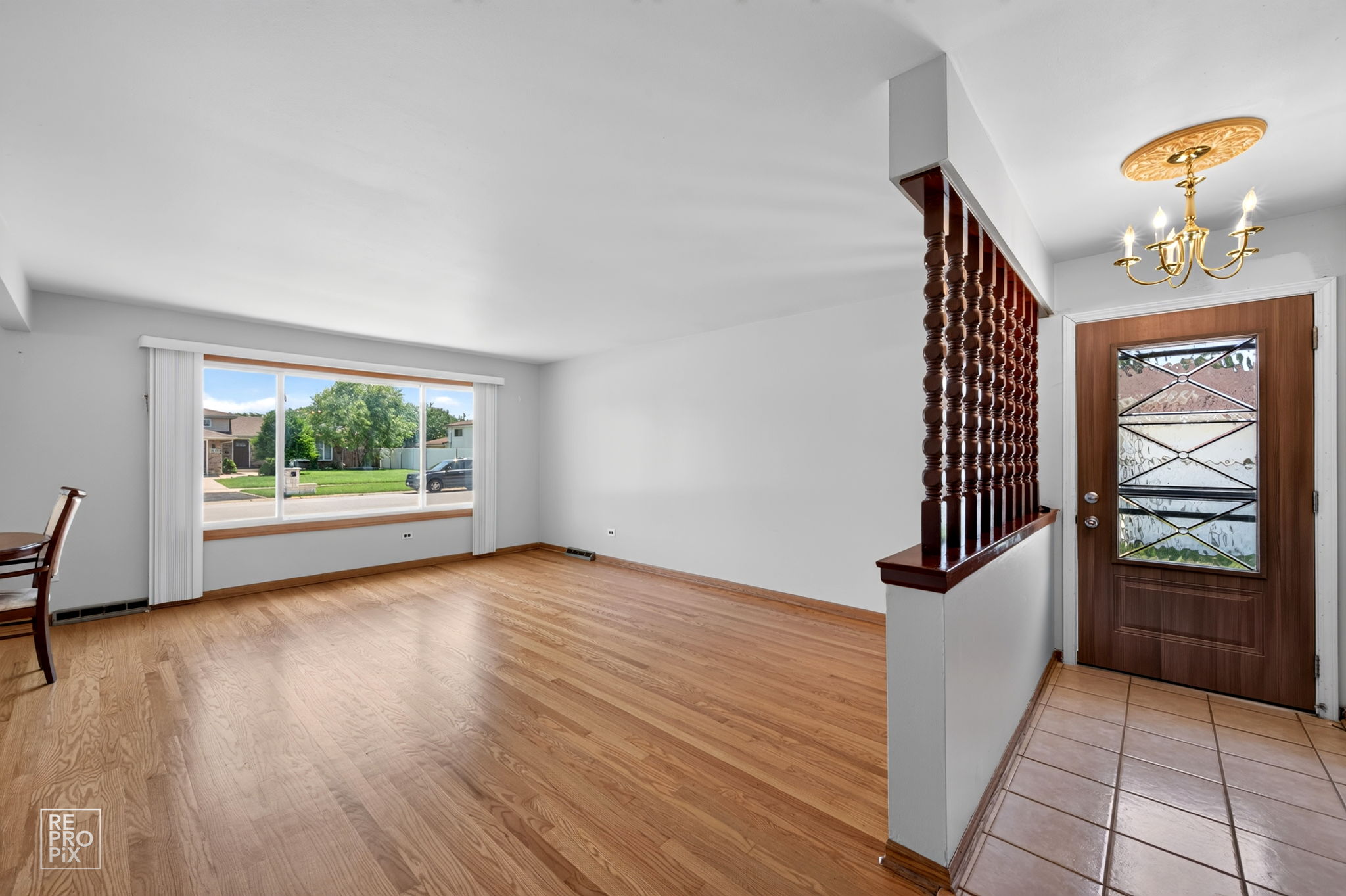 9132 Meade Ave, Oak Lawn, IL 60453_002
