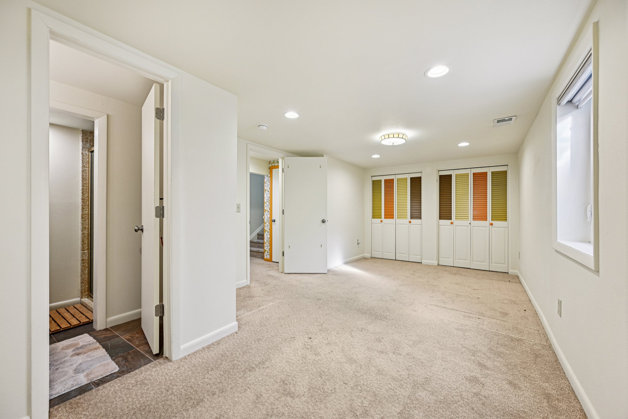 E Nassau Ave-S1112-026.jpg