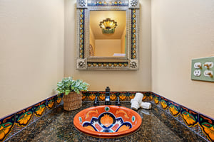 E Nassau Ave-S1112-024.jpg