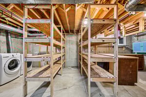 E Nassau Ave-S1112-041.jpg