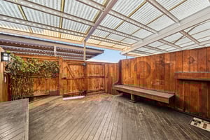 E Nassau Ave-S1112-045.jpg