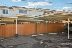 E Nassau Ave-S1112-049.jpg