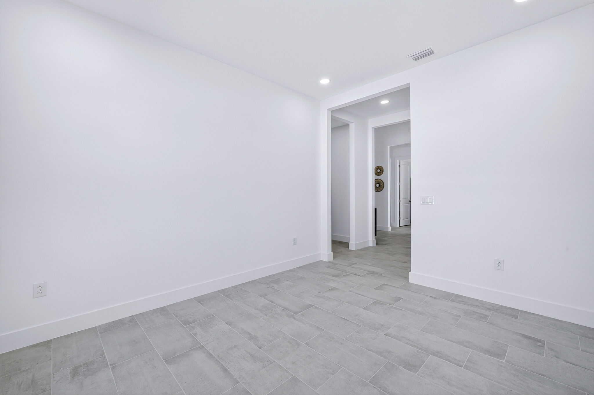 Guest Bedroom 3 - 2 of 2