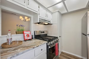 Hillside Oaks Dr-S3005-015.jpg