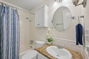 Hillside Oaks Dr-S3005-017.jpg