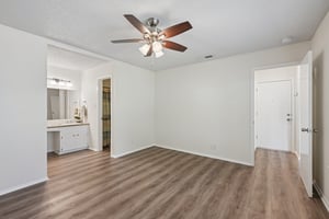 Hillside Oaks Dr-S3005-024.jpg