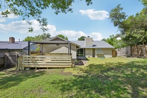 Hillside Oaks Dr-S3005-030.jpg