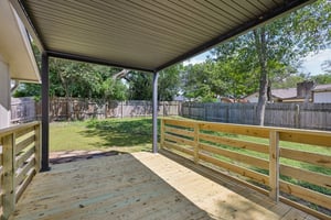 Hillside Oaks Dr-S3005-034.jpg