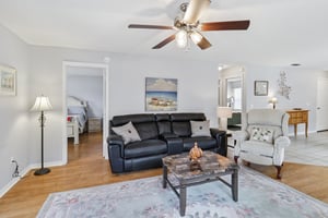 Mendoza Blvd-S1809-006.jpg