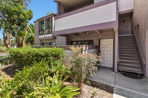 Gramercy Dr 198-S0807-001.jpg
