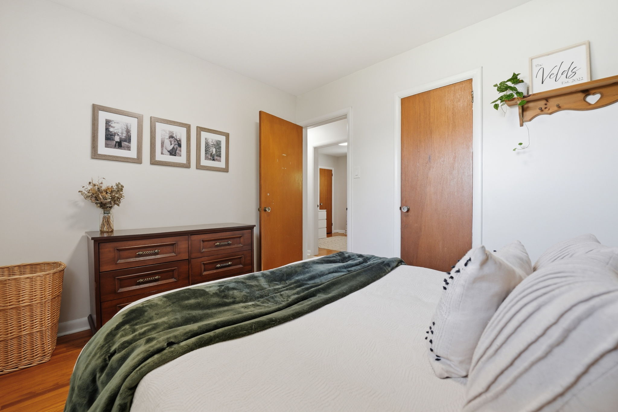  Photo 27