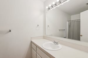 NE 54th St-S0704-024.jpg