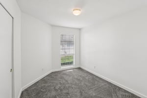 NE 54th St-S0704-025.jpg