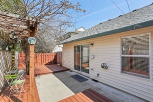 NE 54th St-S0704-031.jpg