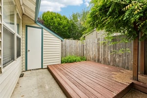 NE 54th St-S2105-006.jpg