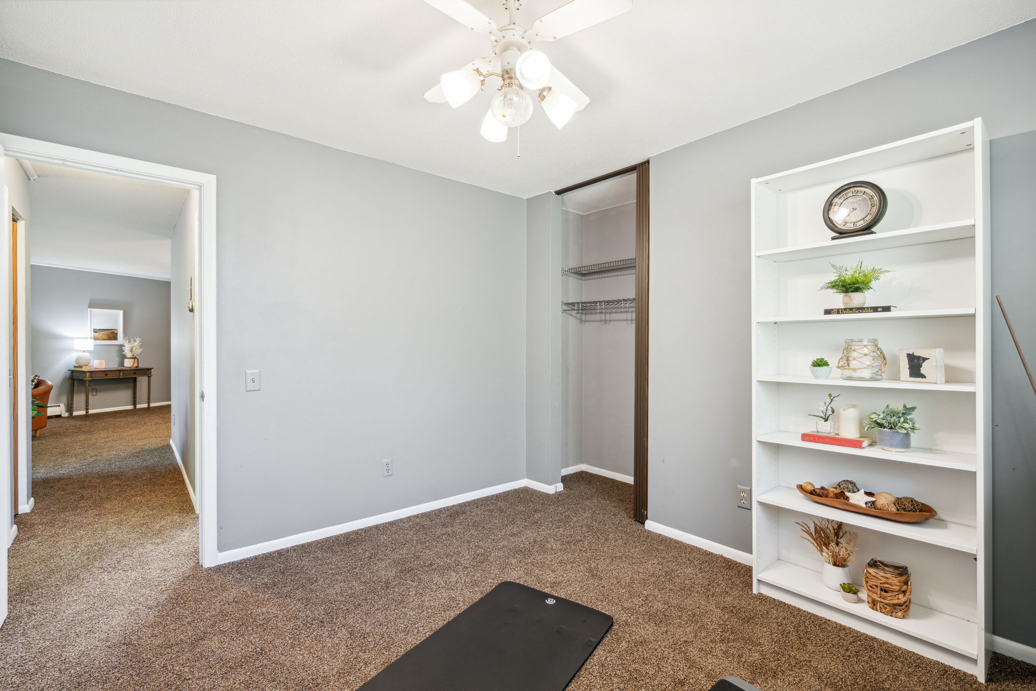 19_Interior