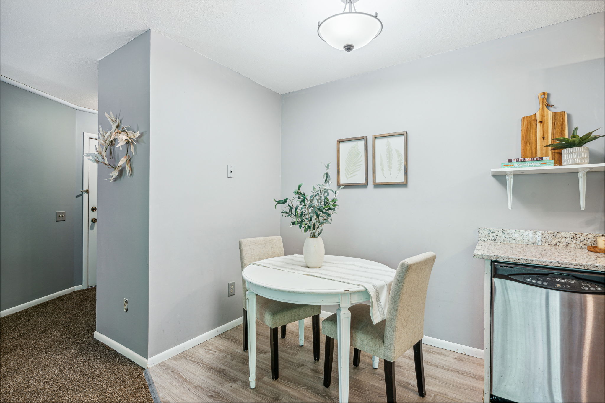 13_Interior