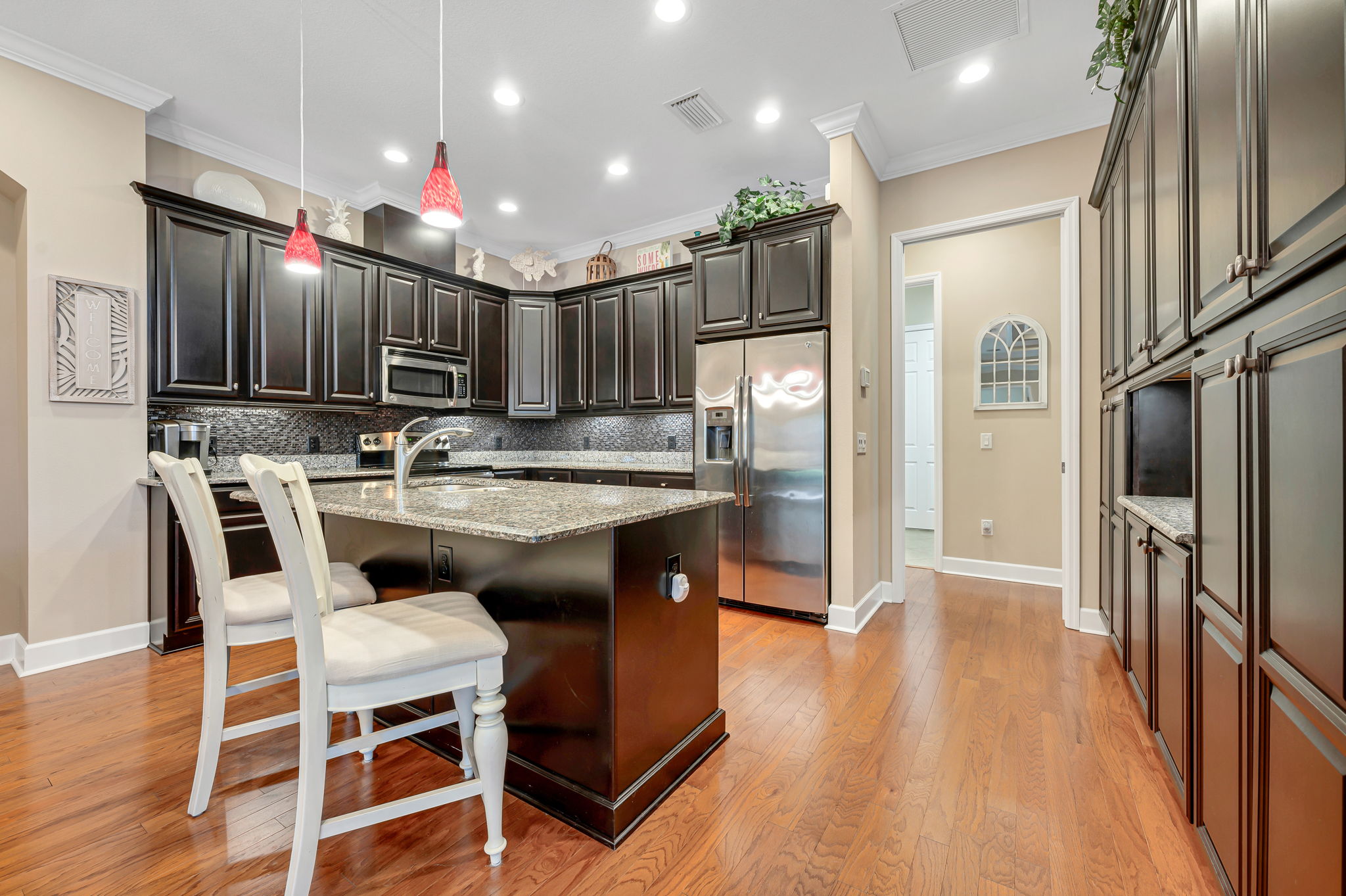 Breakfast Bar - Kitchen