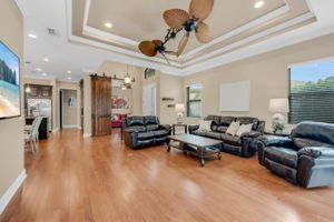 Living View 2