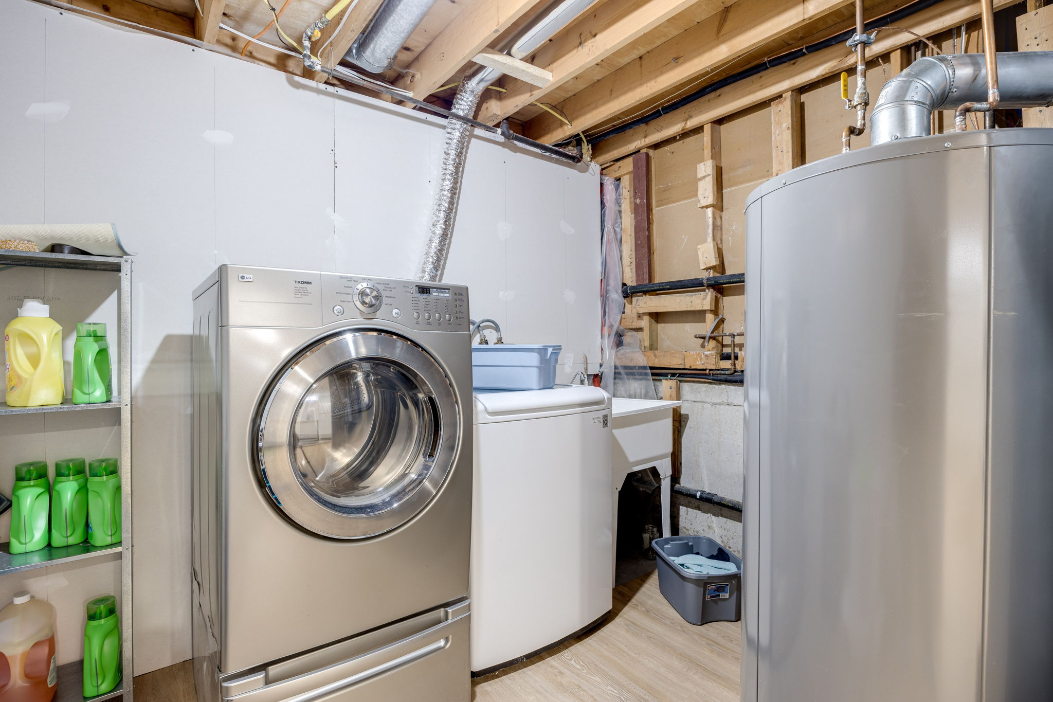 Newmarket property showcase — delivered property photograph 36