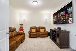  Photo 27