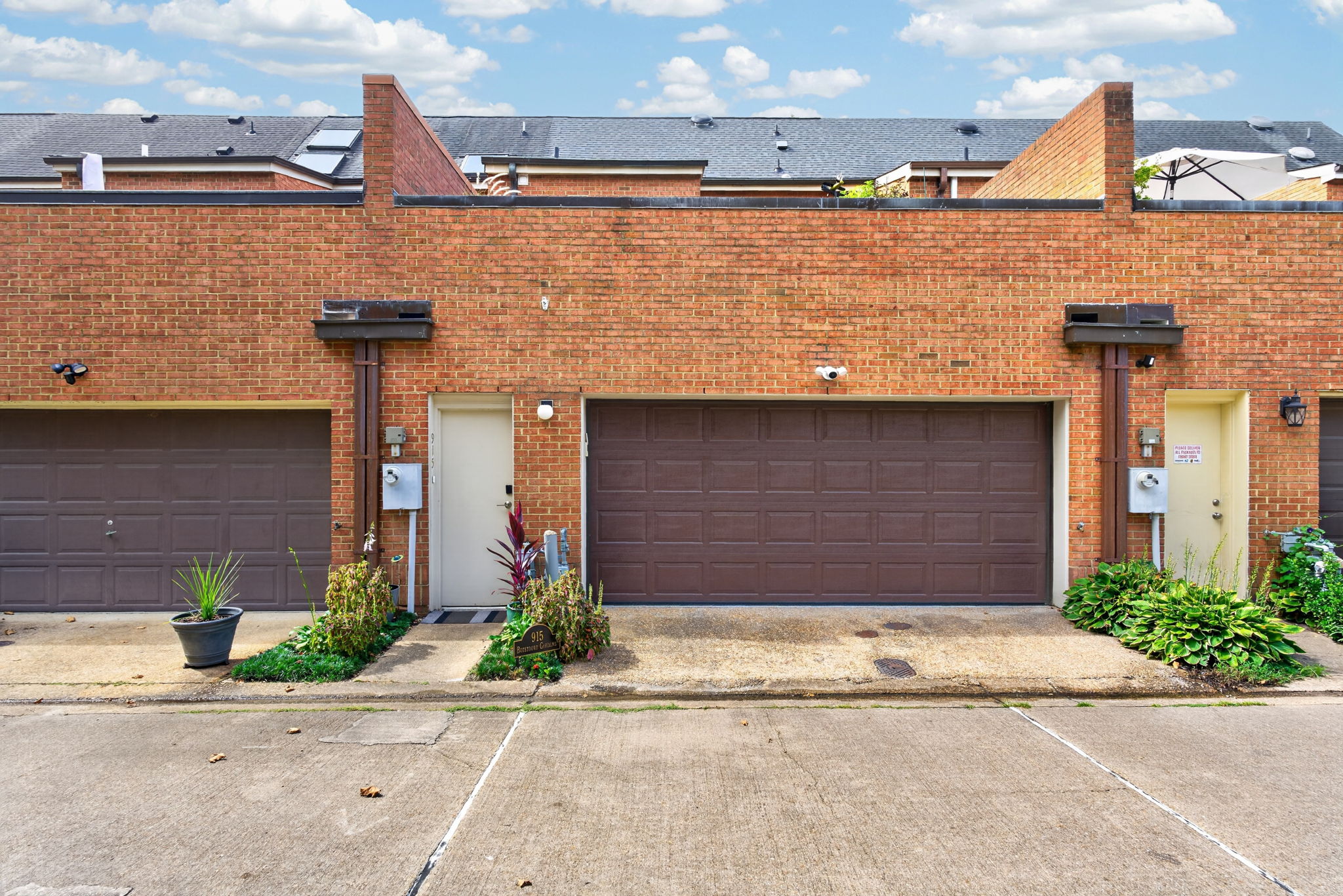  Photo 61