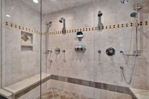  Photo 35