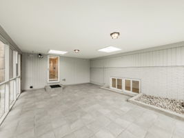  Photo 35
