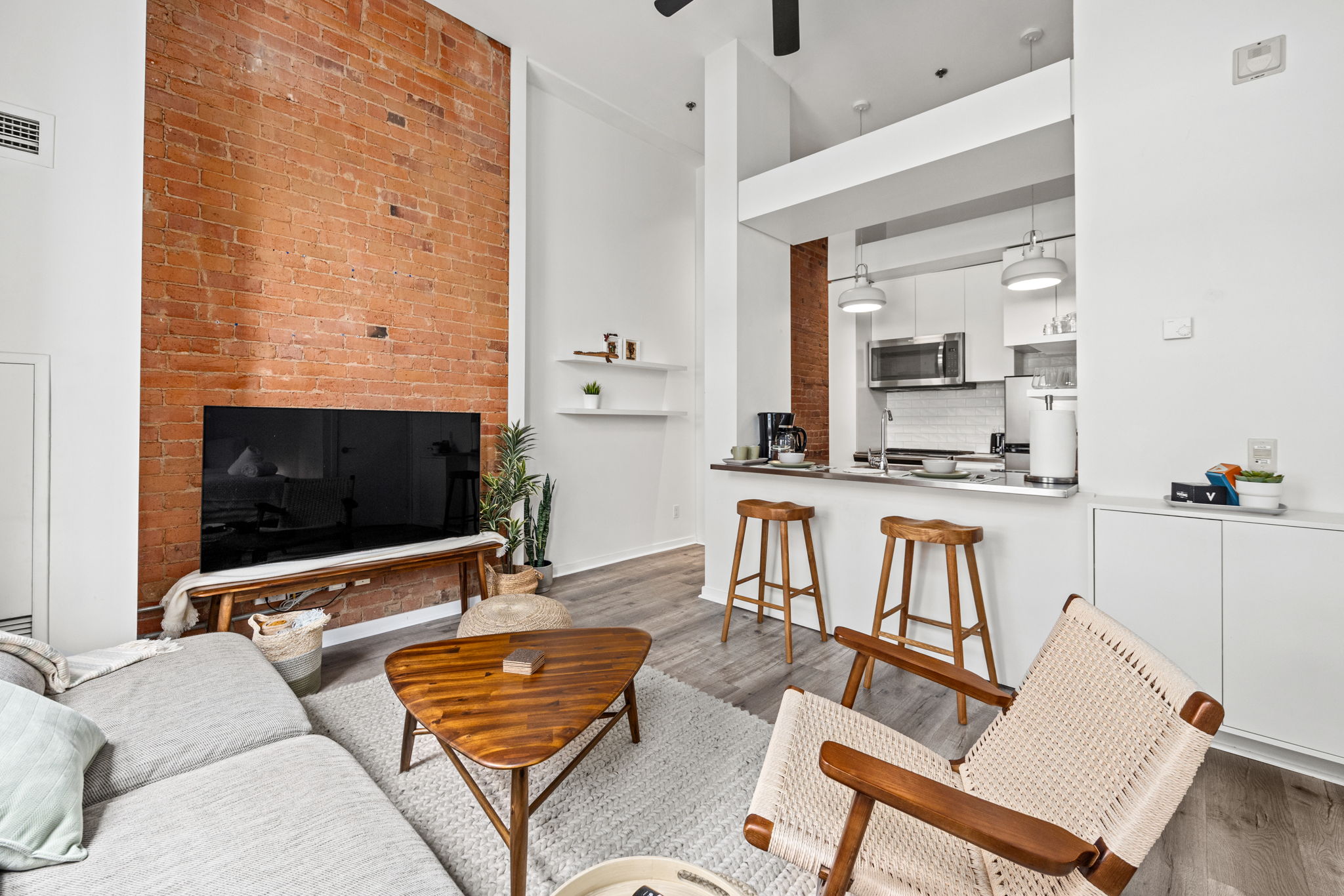 Toronto property showcase — delivered property photograph 3