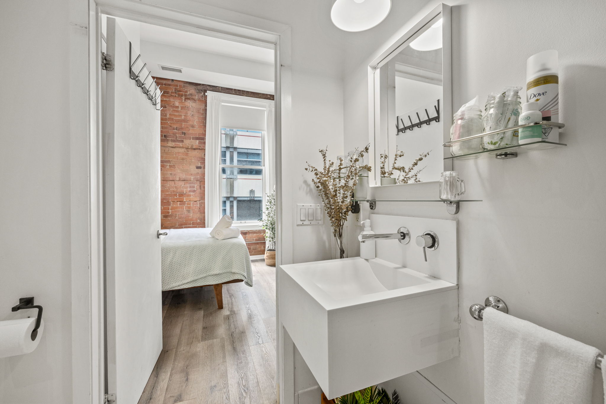 Toronto property showcase — delivered property photograph 9
