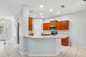 - 915 Moonluster Dr-S0406-010.jpg