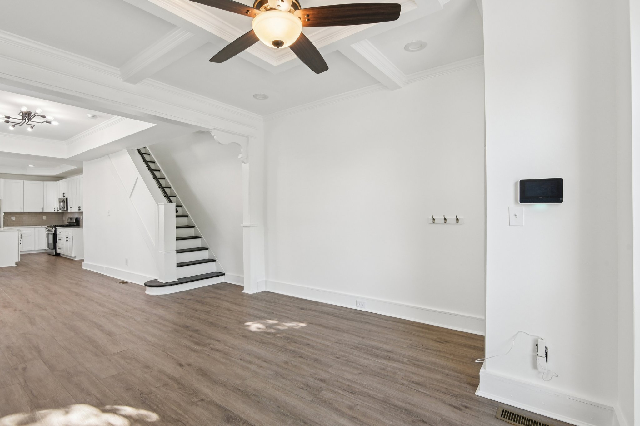 N Montford Ave-S1804-006.jpg