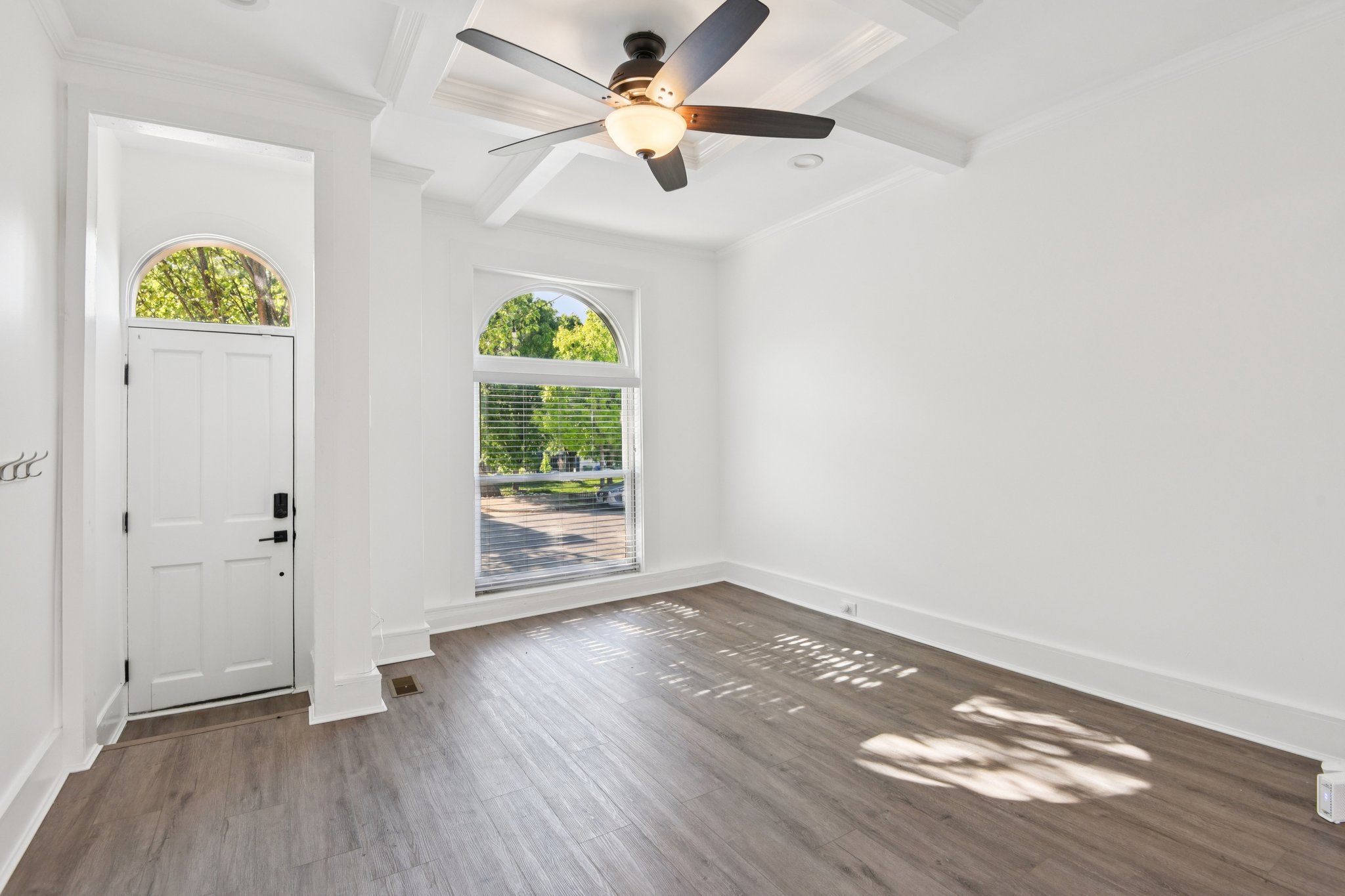 N Montford Ave-S1804-007.jpg