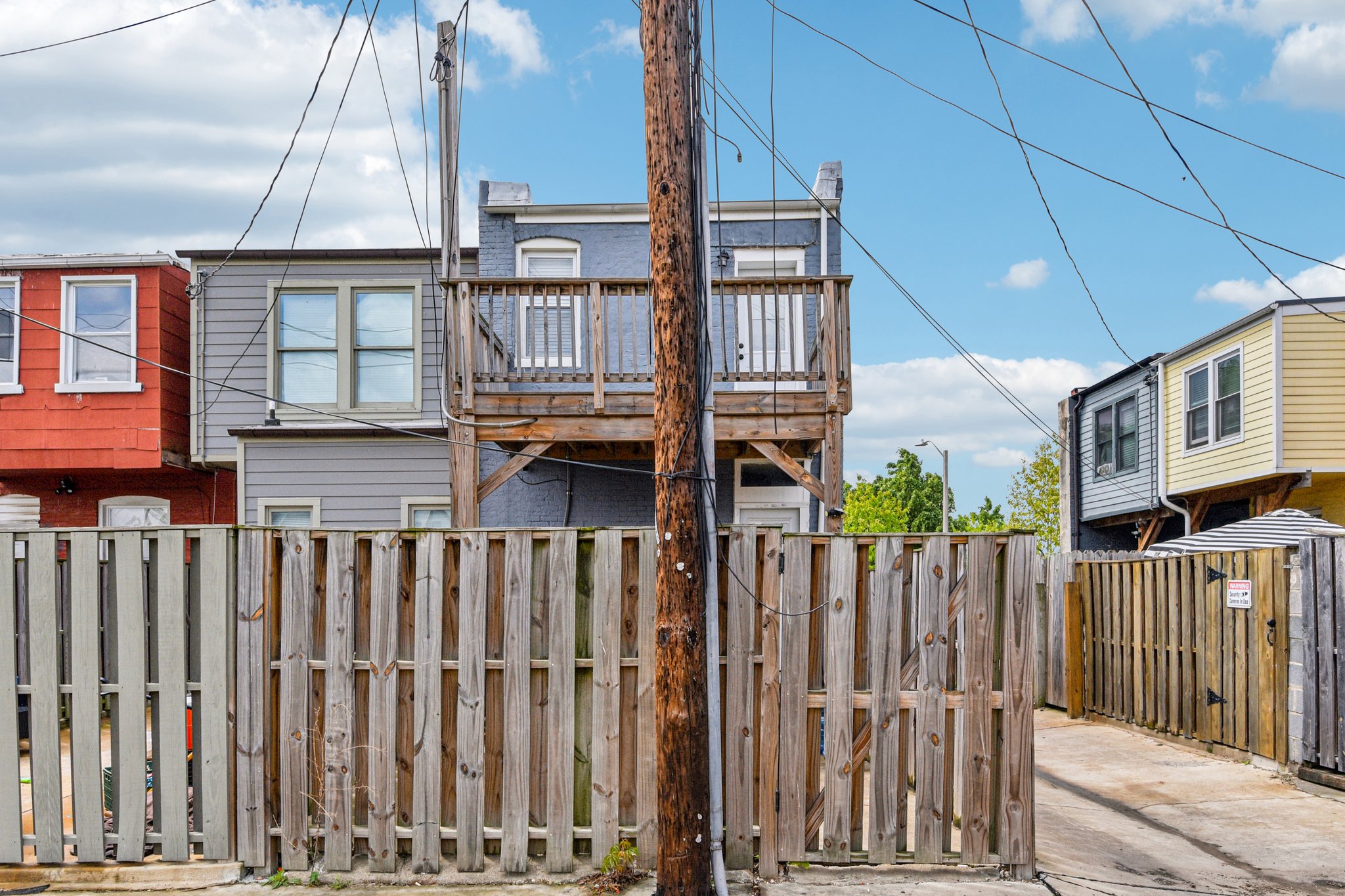 N Montford Ave-S2004-001.jpg