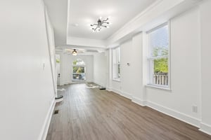 N Montford Ave-S1804-010.jpg